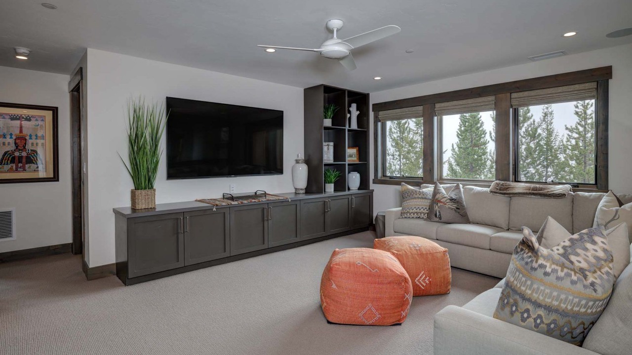 Photo of Livingroom in Spanish Peaks