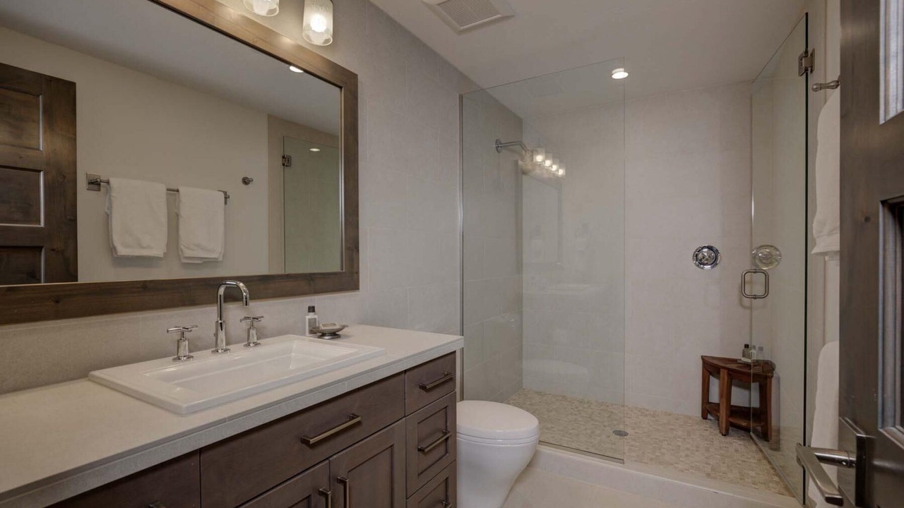 Photo of Bathroom in Spanish Peaks