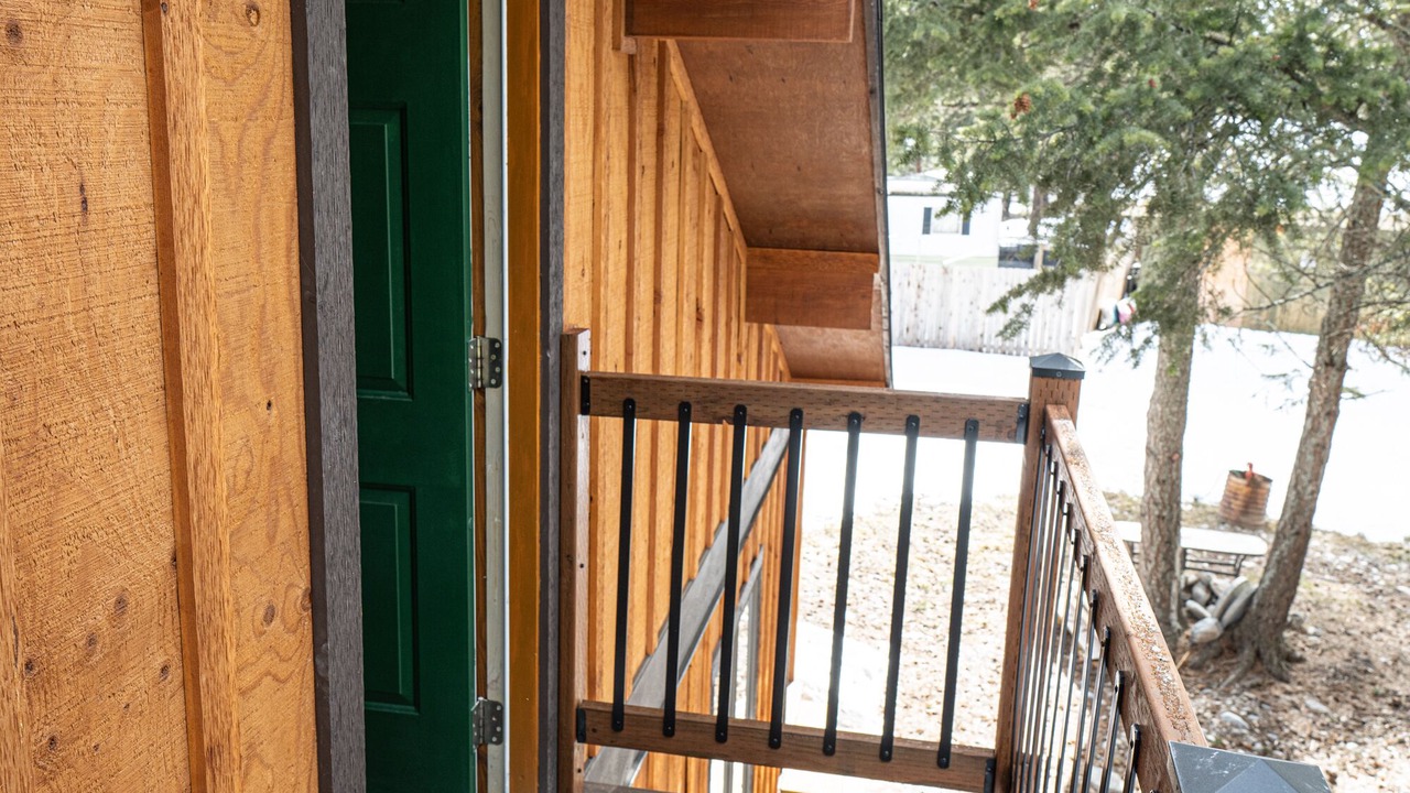 Photo of Patio Balcony in Woods Bay