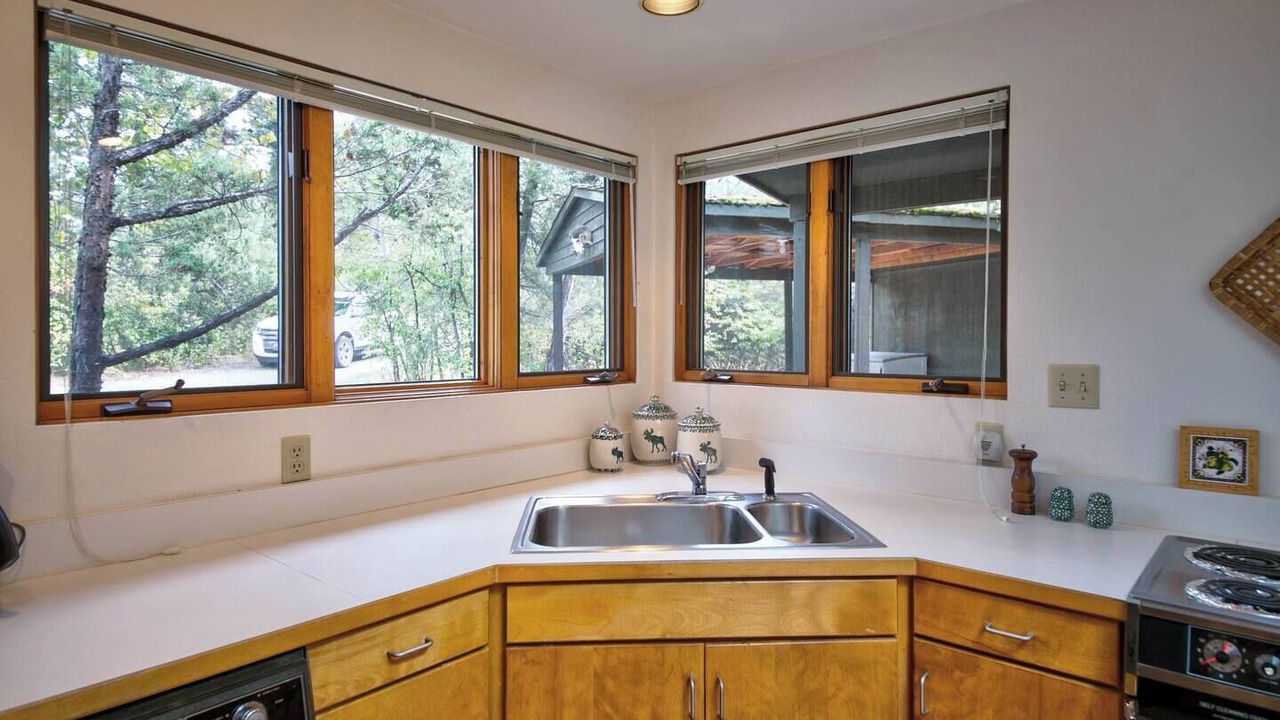 Photo of Kitchen in Livingston