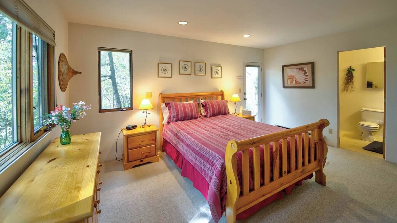 Photo of Bedroom in Livingston