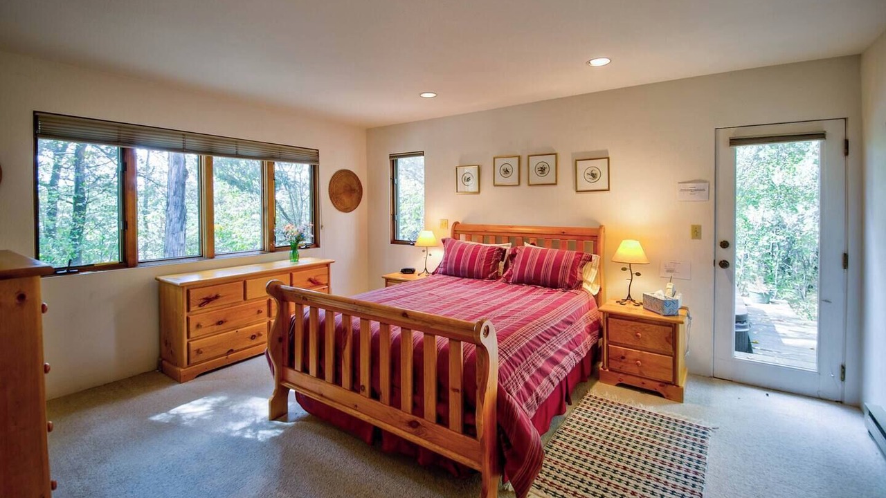 Photo of Bedroom in Livingston