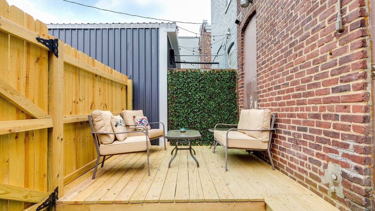 Photo of Patio Balcony in Fan District