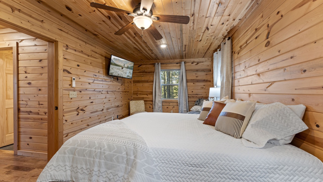 Photo of Bedroom in Jasper