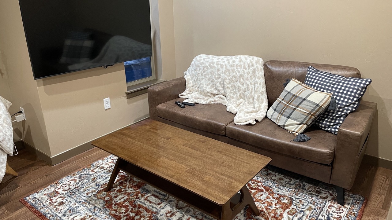 Photo of Livingroom in Helena West Side