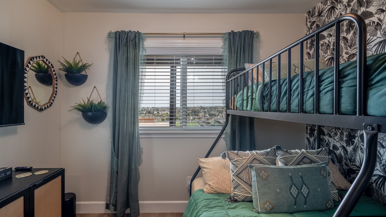 Photo of Bedroom in Ocean View Hills