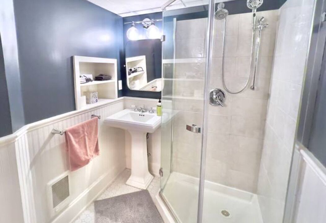 Photo of Bathroom in Ecco
