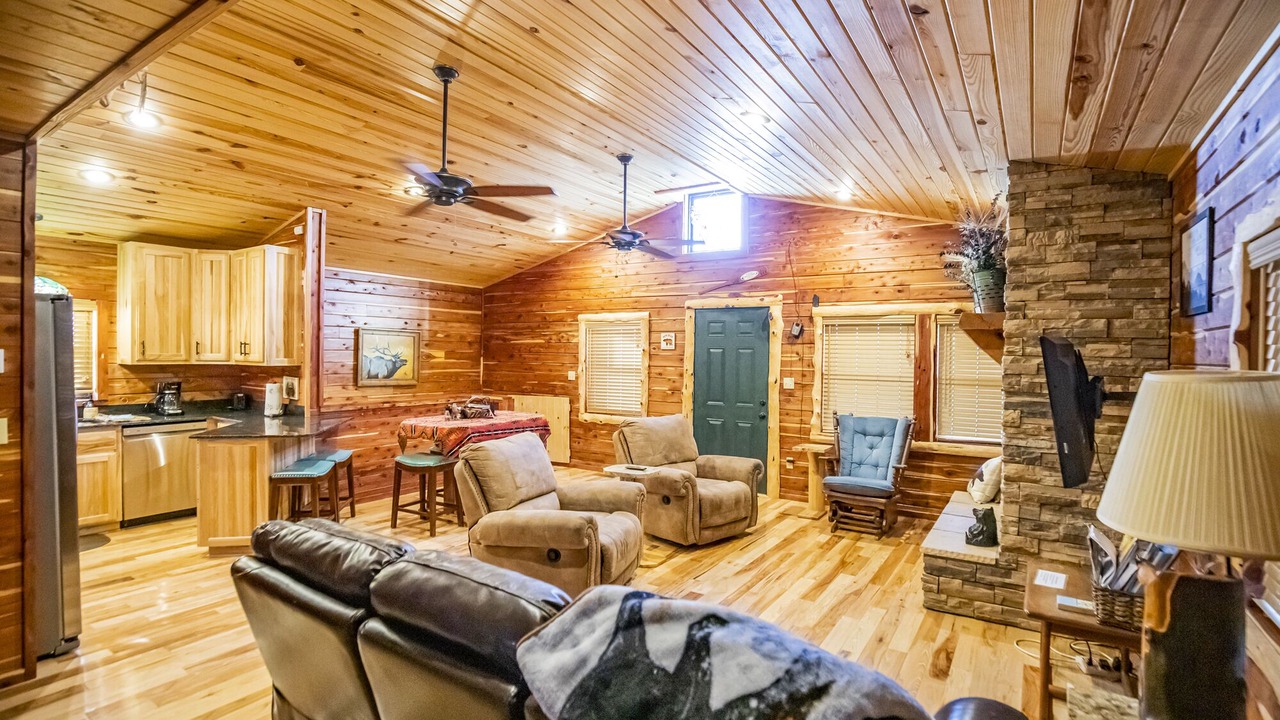 Photo of Livingroom in Compton