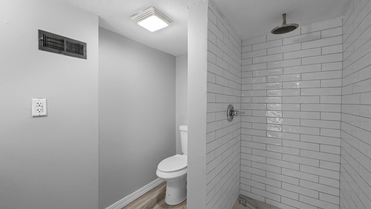 Photo of Bathroom in Old North Columbus