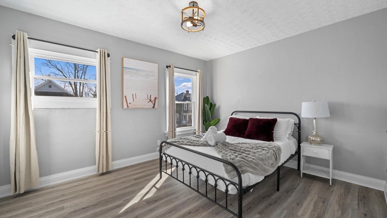 Photo of Bedroom in Old North Columbus