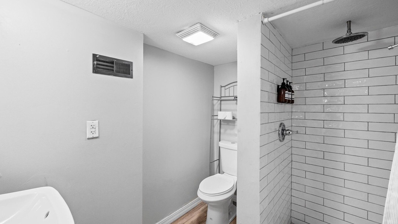 Photo of Bathroom in Old North Columbus