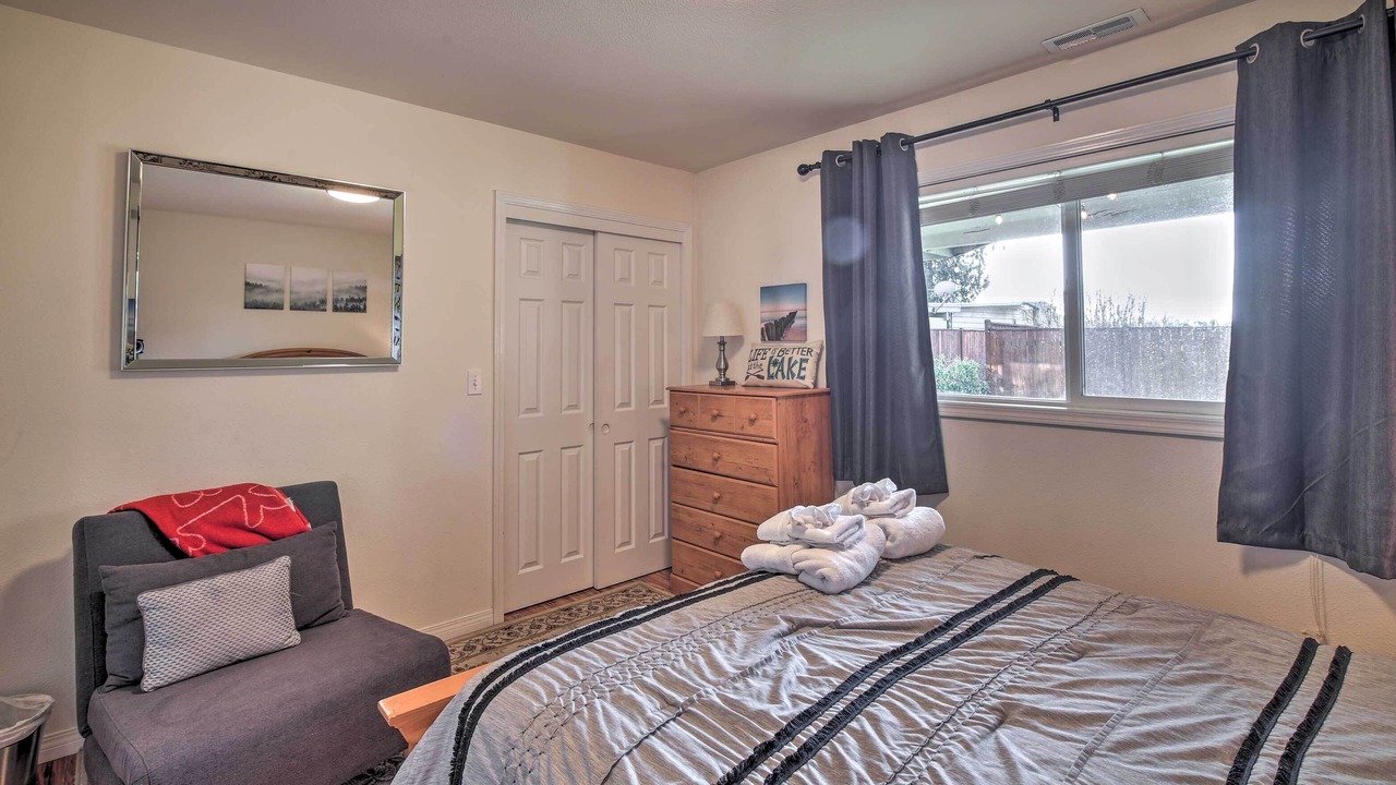 Photo of Bedroom in Lake Morton-Berrydale