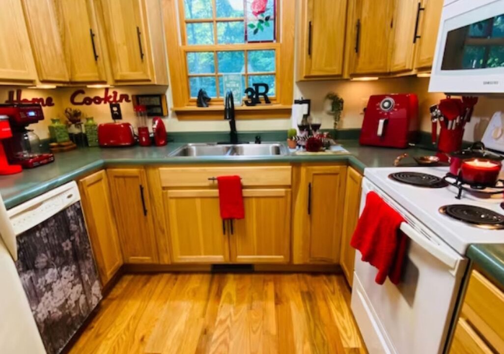 Photo of Kitchen in Gnaw Bone