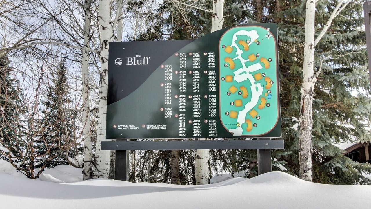 Photo of Outdoor in Elkhorn Village