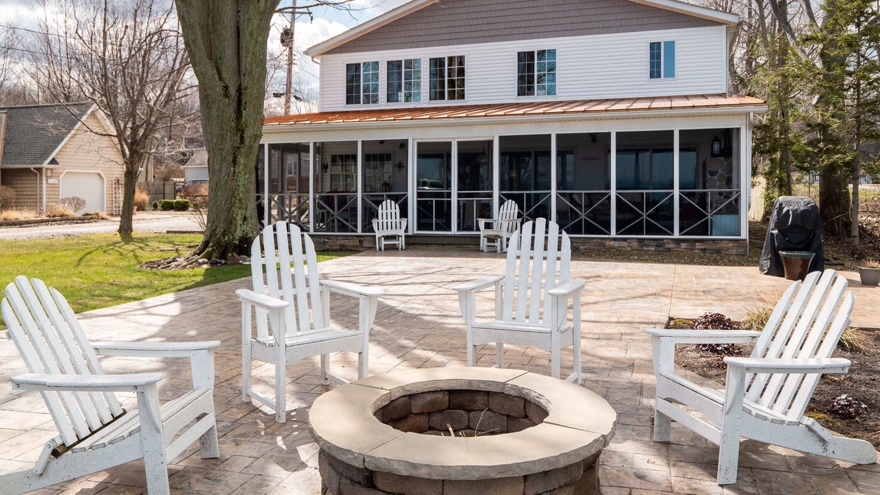 Photo of Patio Balcony in Ashtabula