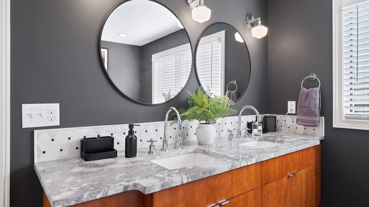 Photo of Bathroom in Tremont