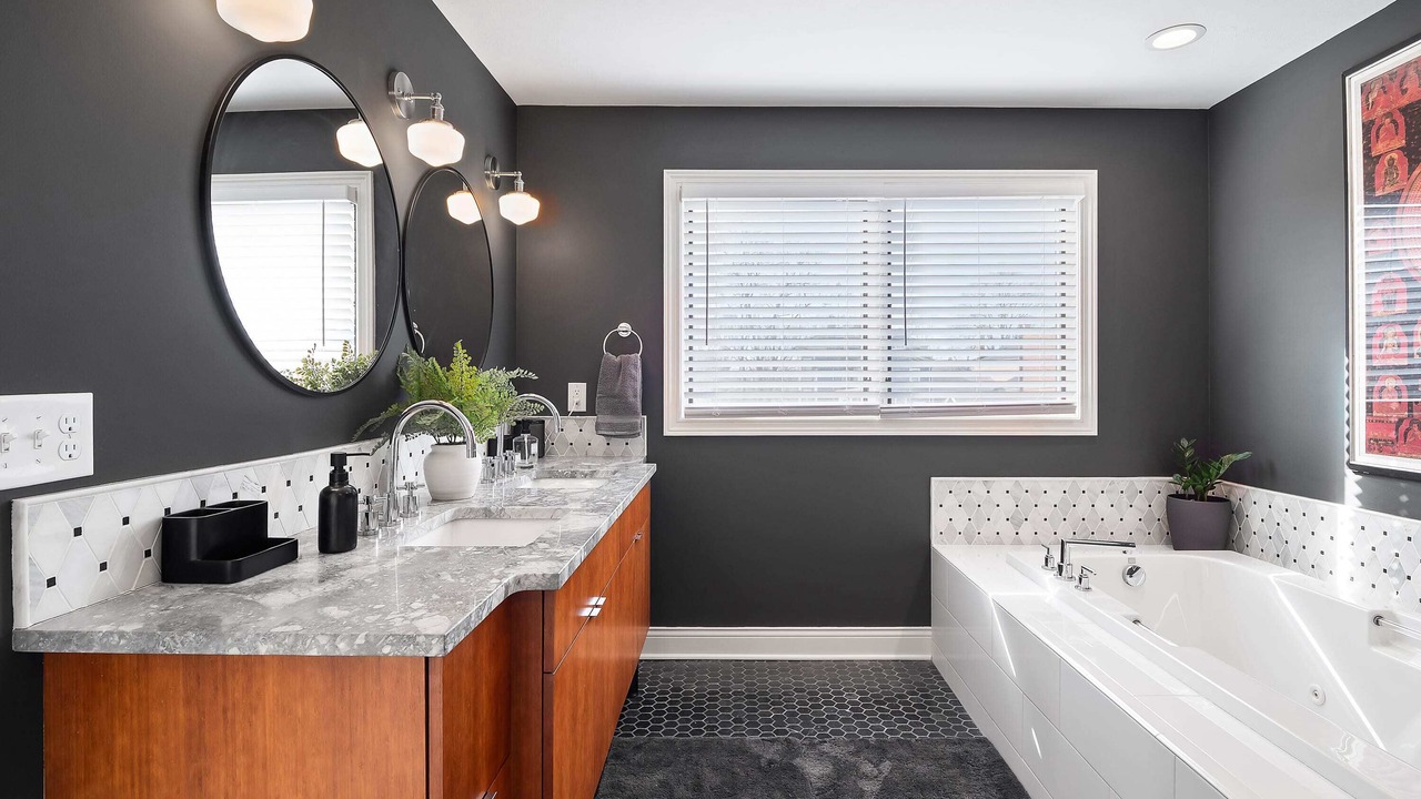Photo of Bathroom in Tremont