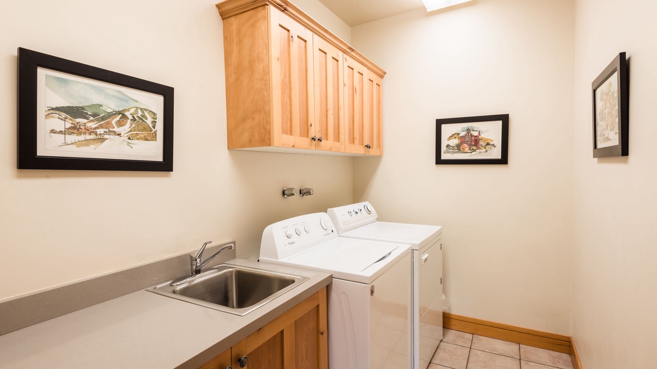 Photo of Bedroom in Park Meadows