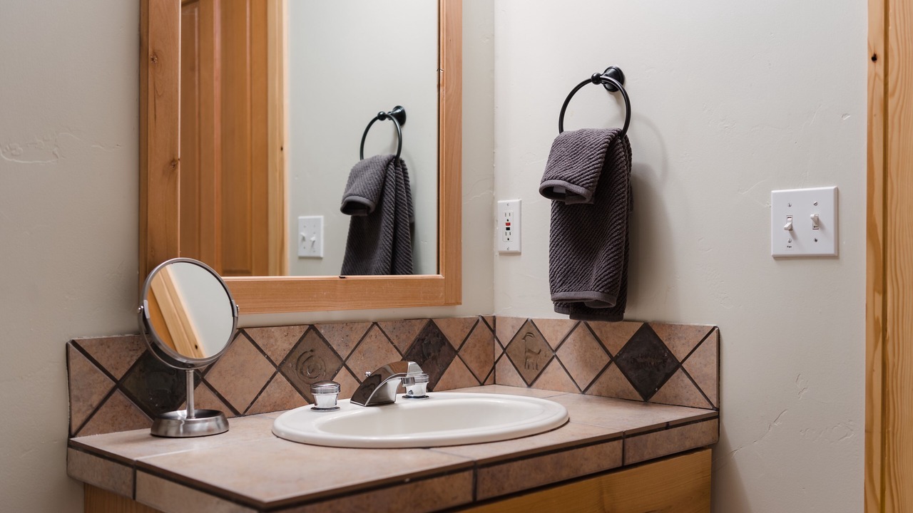 Photo of Bathroom in Park Meadows