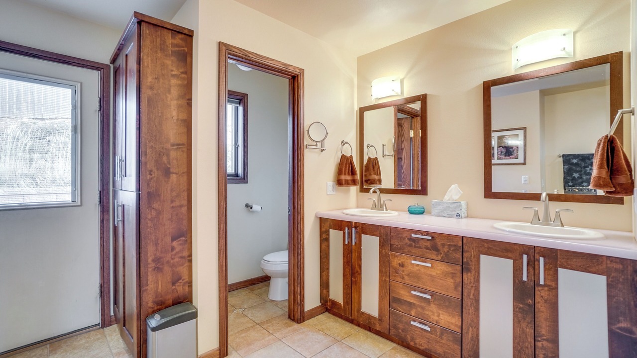 Photo of Bathroom in Laramie