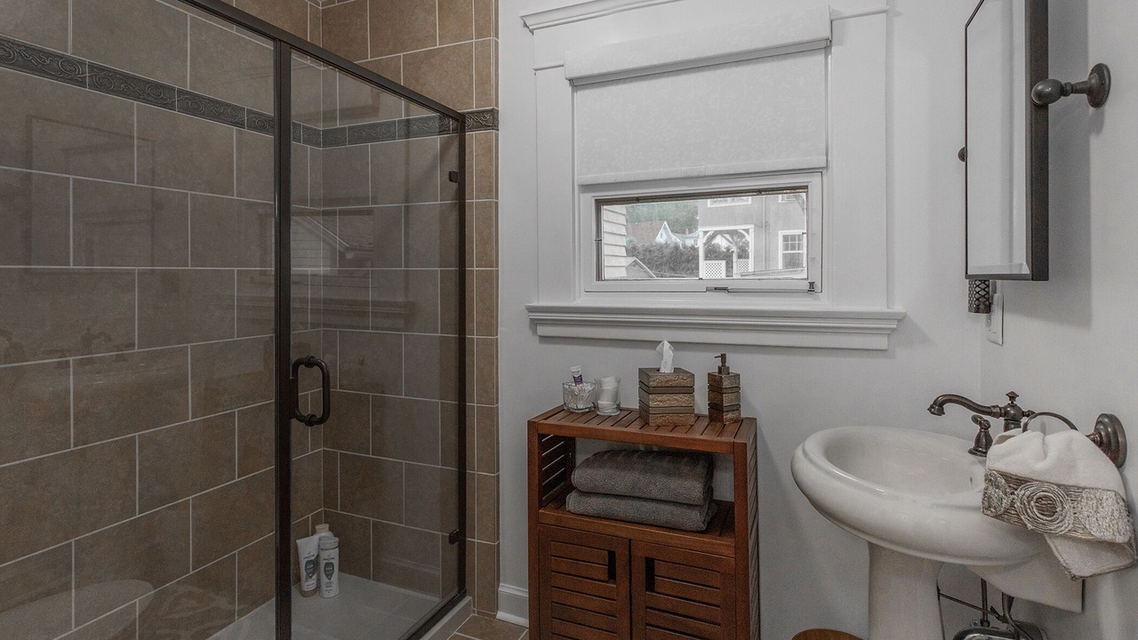 Photo of Bathroom in Davenport