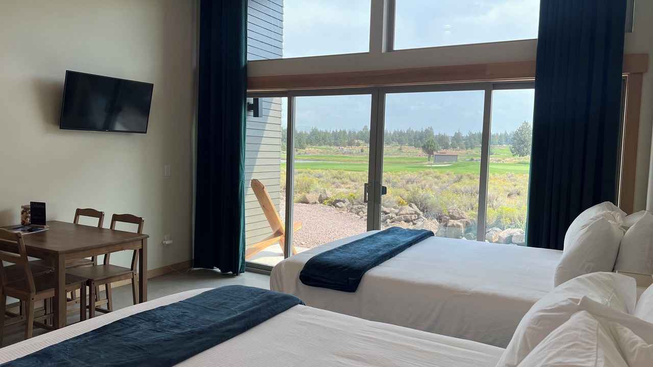 Photo of Livingroom in Crooked River Ranch