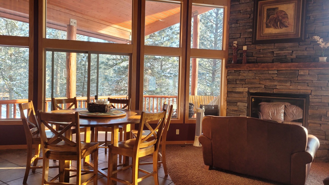 Photo of Livingroom in New Meadows