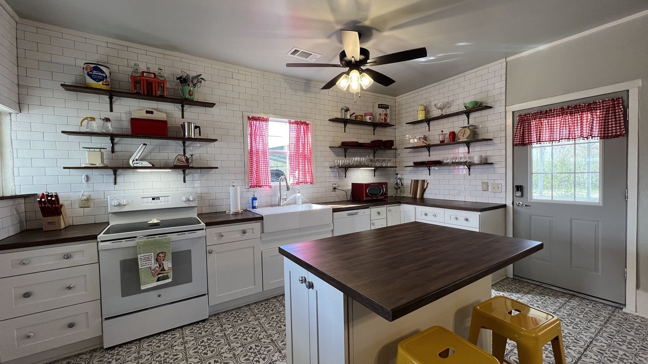 Photo of Kitchen in Shirley
