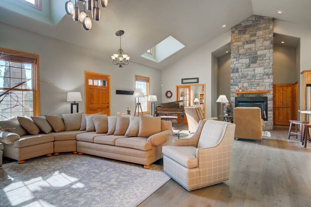 Photo of Bedroom in Shining Mountains