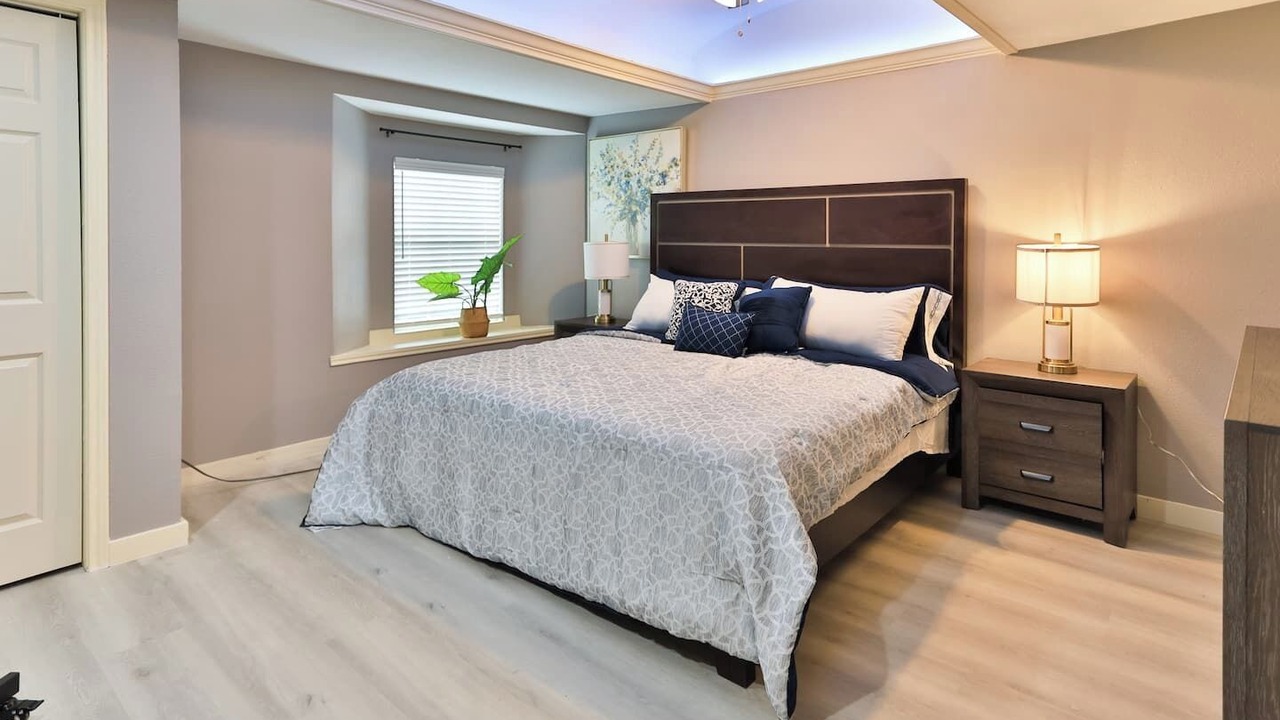 Photo of Bedroom in Central Arlington