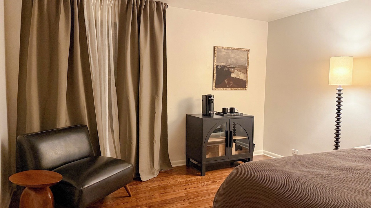 Photo of Bedroom in Lawrence