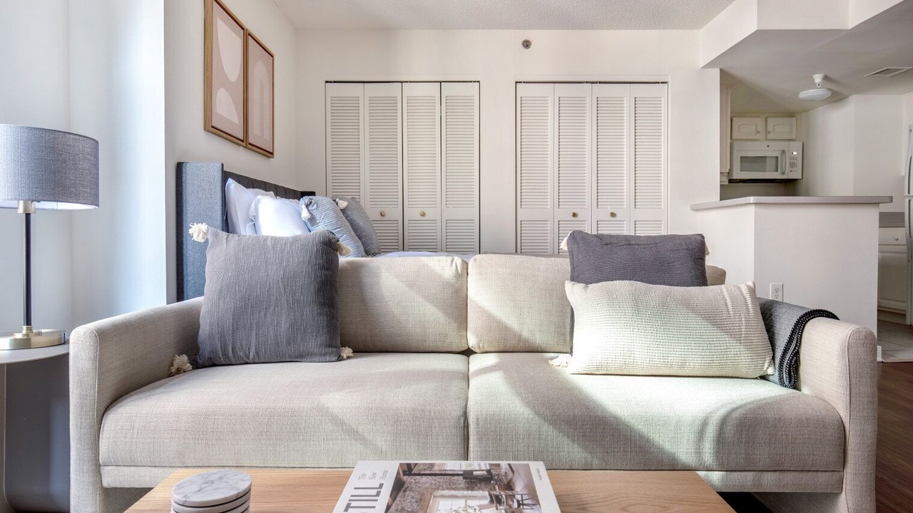 Photo of Livingroom in Penn Quarter