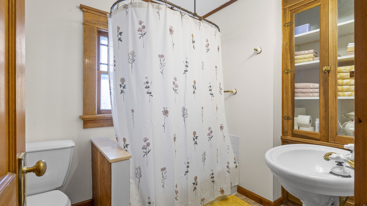 Photo of Bathroom in Marion
