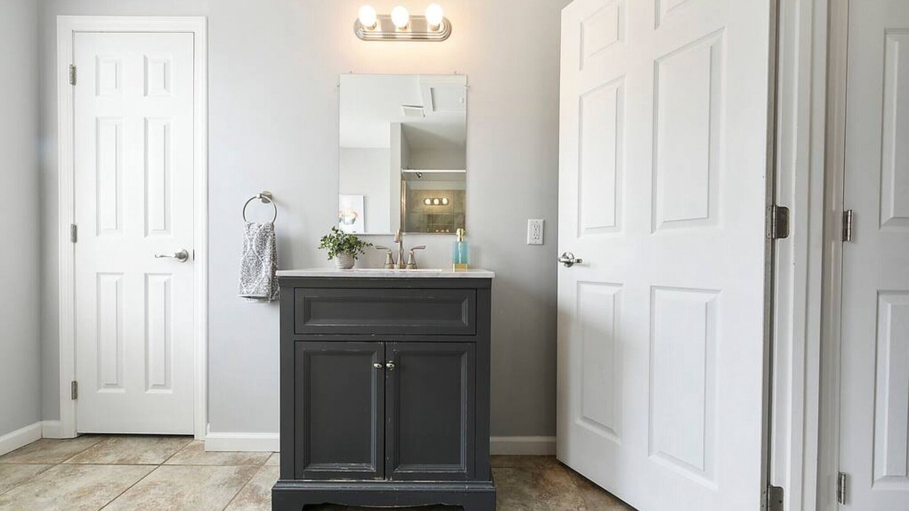 Photo of Bathroom in East Allegheny