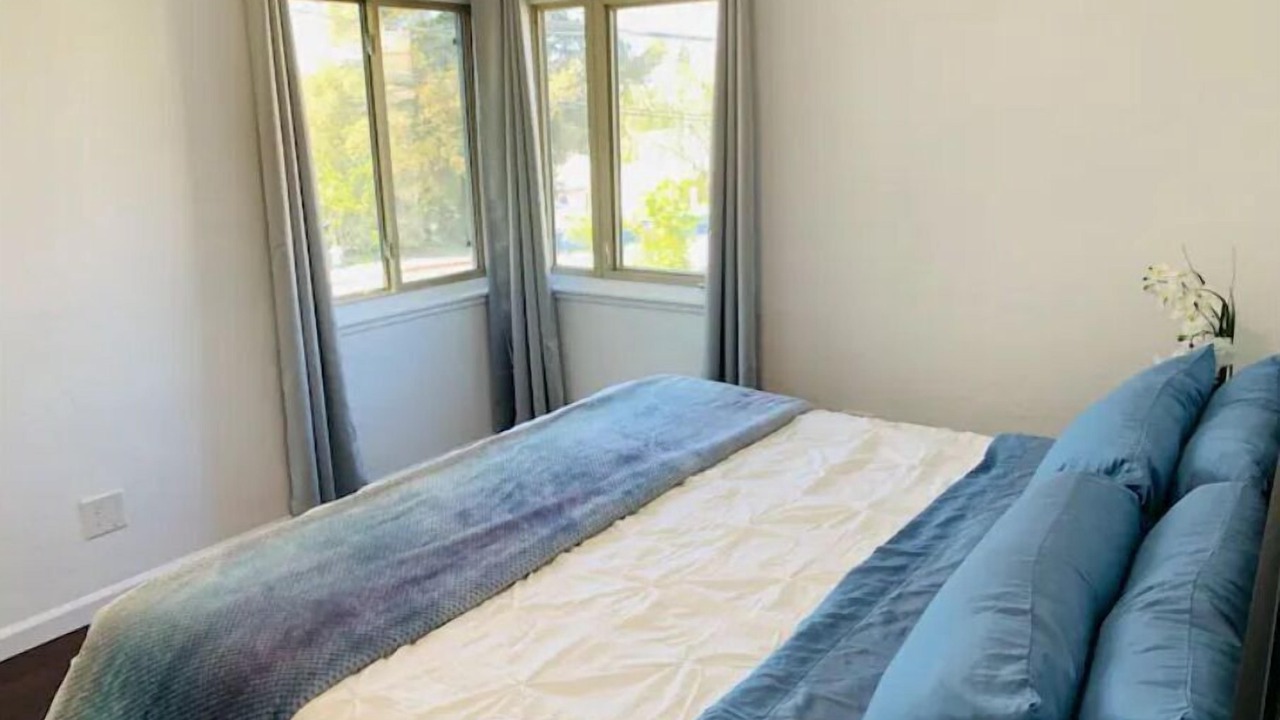 Photo of Bedroom in Castro Valley