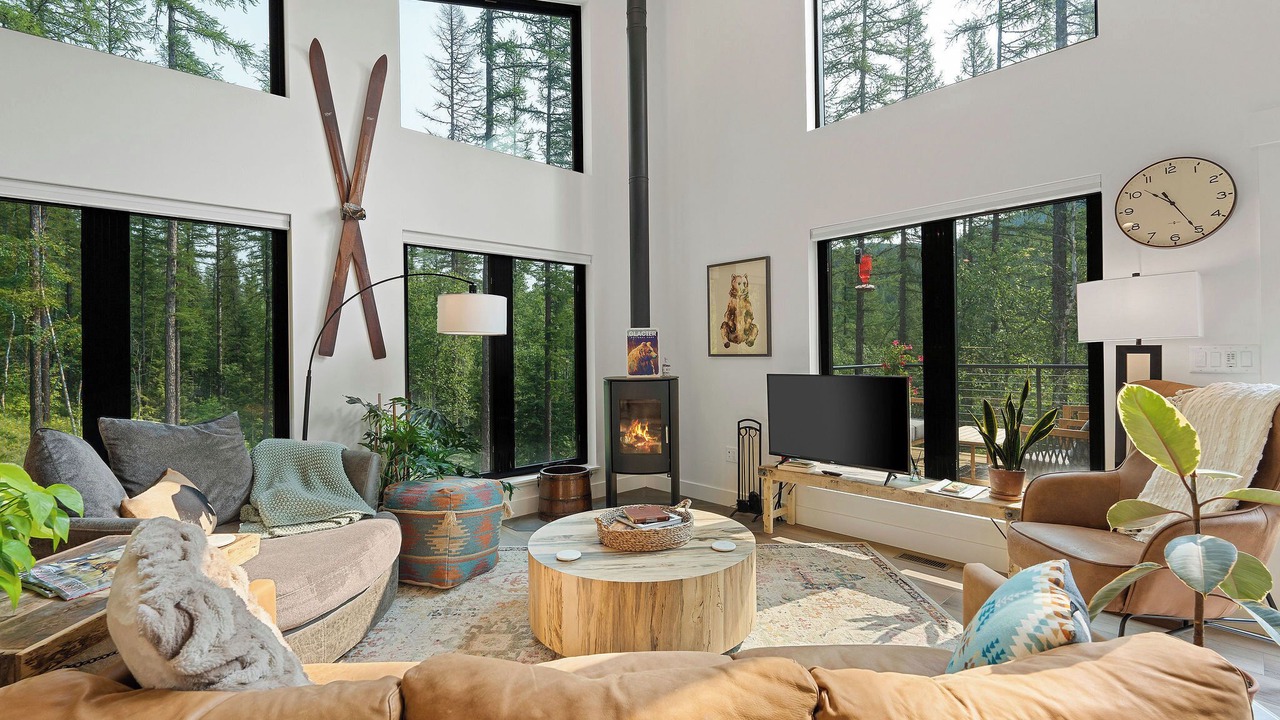 Photo of Livingroom in Columbia Falls