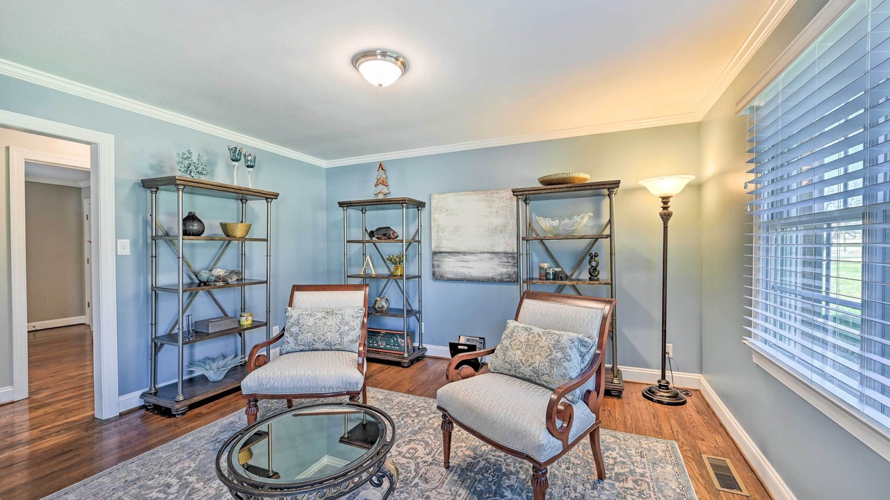 Photo of Bedroom in Lake Jeanette