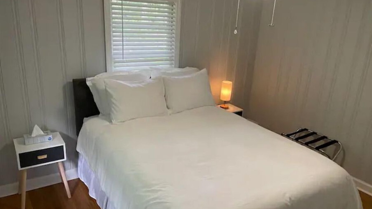 Photo of Bedroom in Candler-McAfee