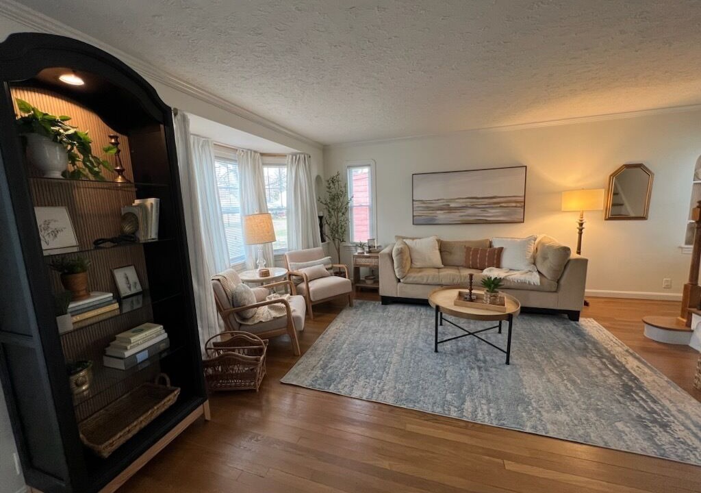 Photo of Livingroom in Avon Lake