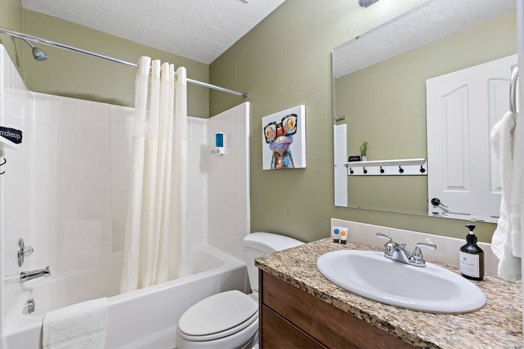 Photo of Bathroom in Southwest Ada County Alliance