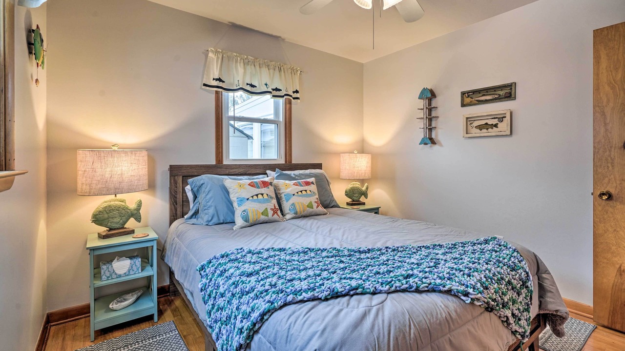 Photo of Bedroom in Lakeview