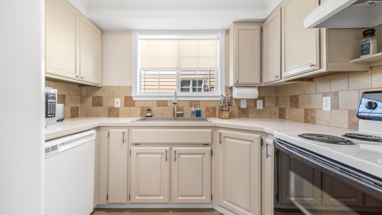 Photo of Kitchen in Garden District