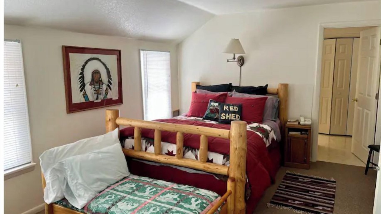 Photo of Bedroom in Monarch