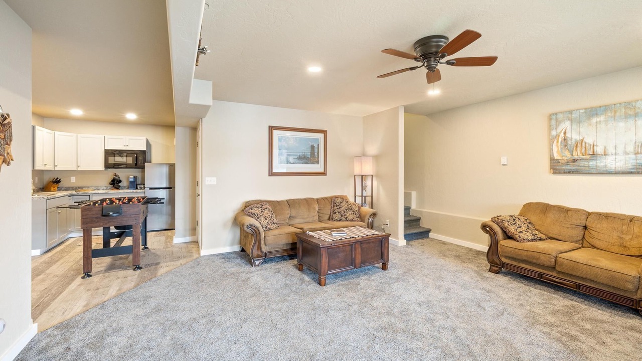 Photo of Livingroom in Hayden