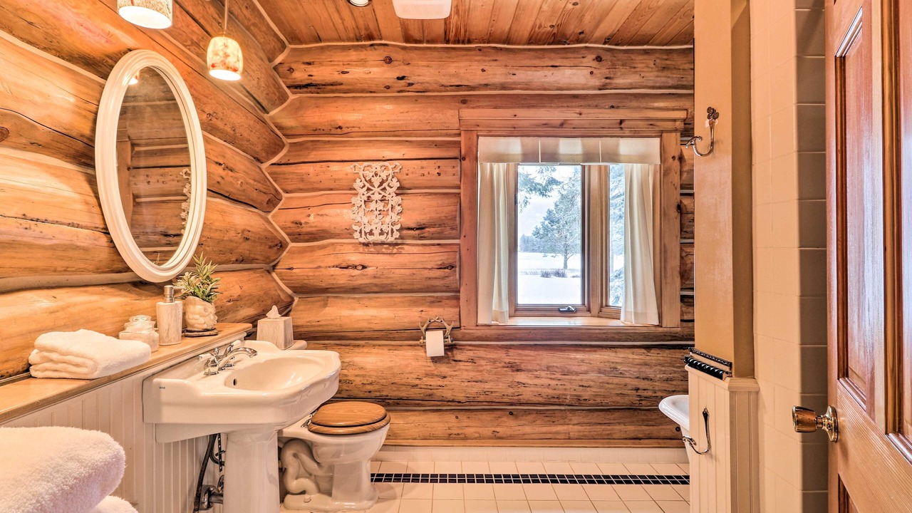 Photo of Bathroom in Columbia Falls