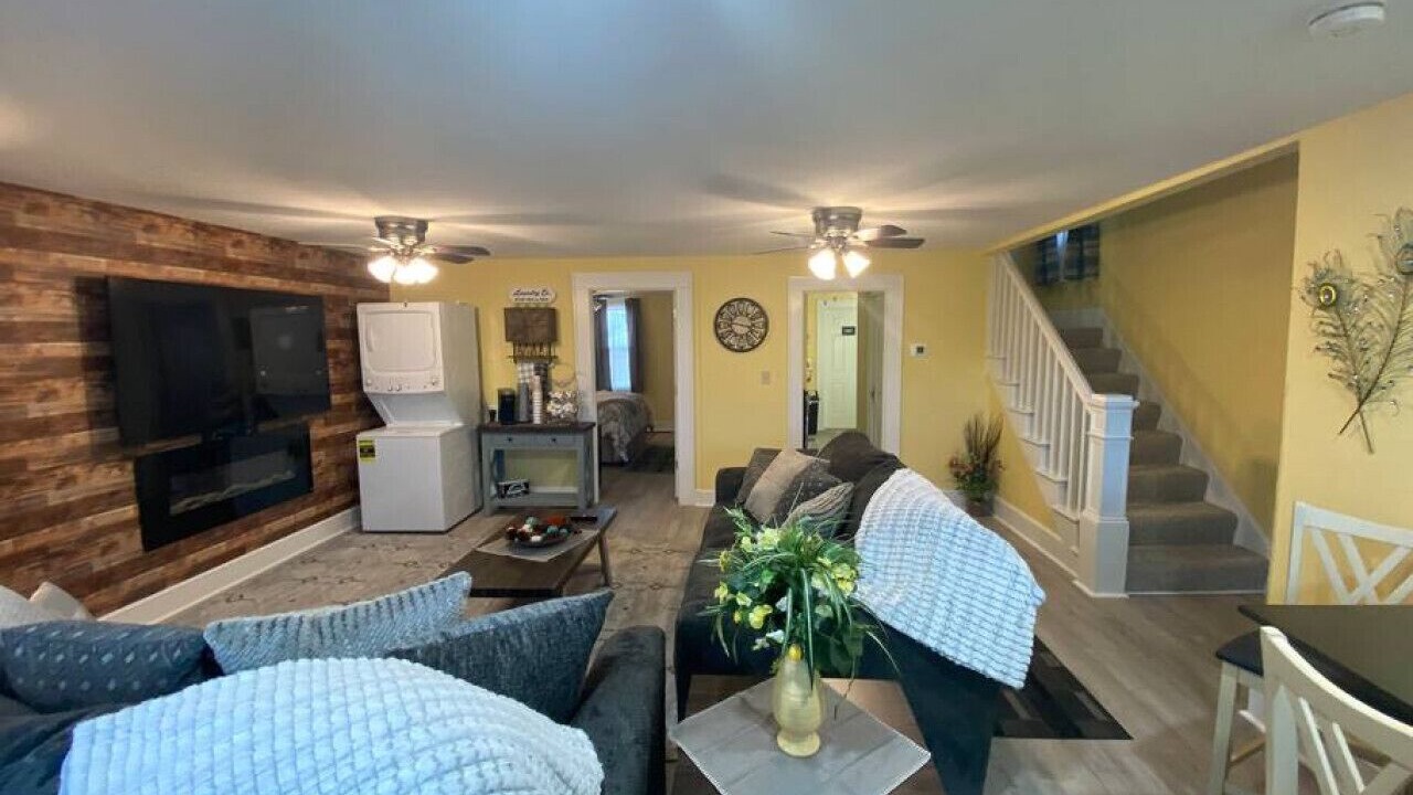 Photo of Livingroom in Lancaster