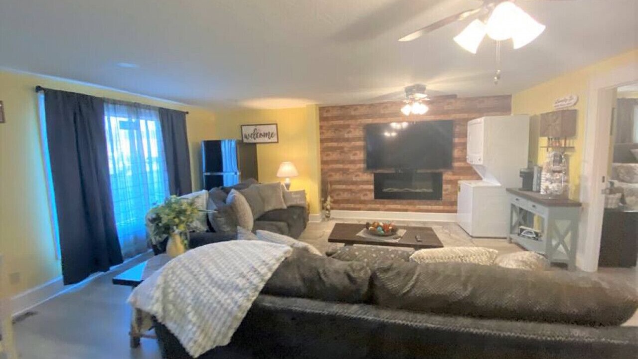 Photo of Livingroom in Lancaster
