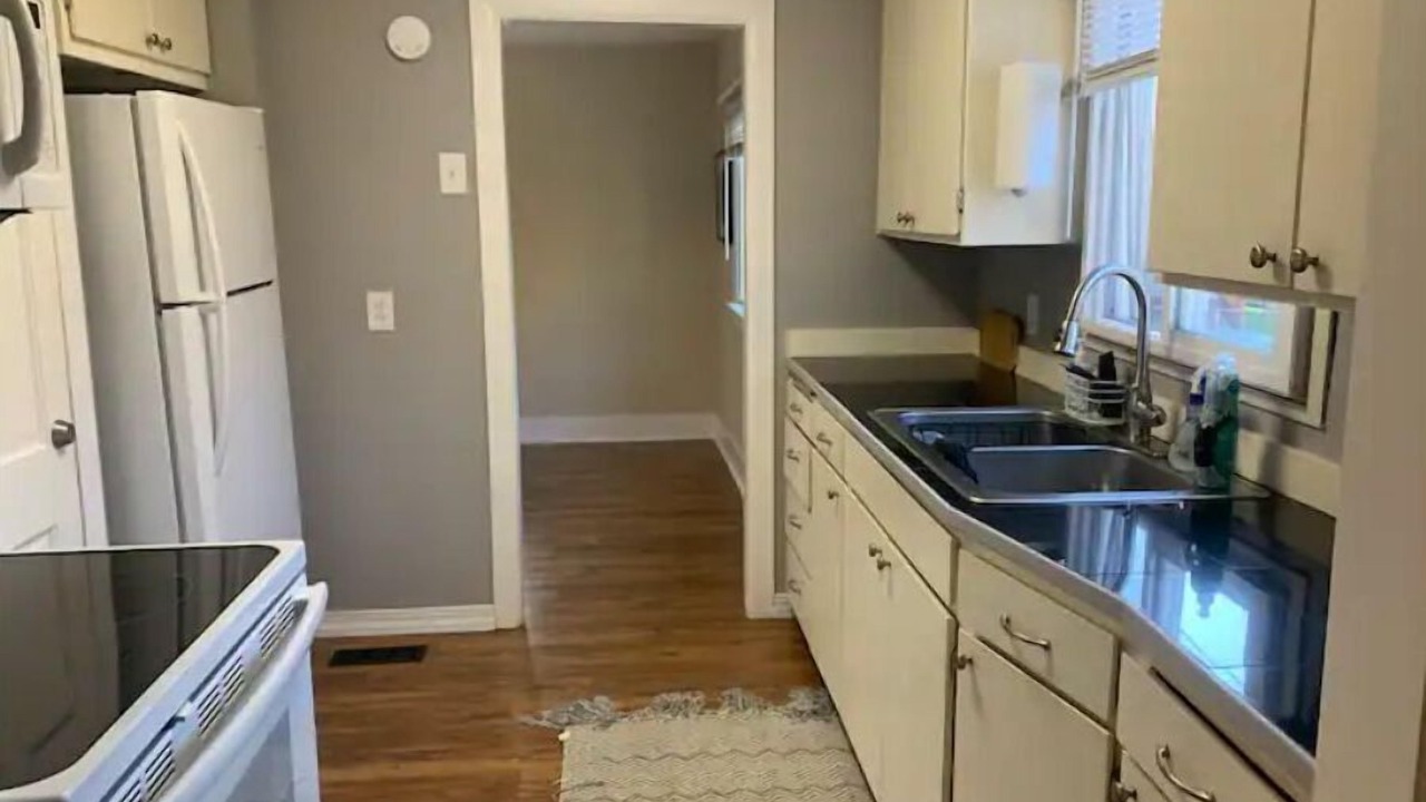 Photo of Kitchen in South Perry District