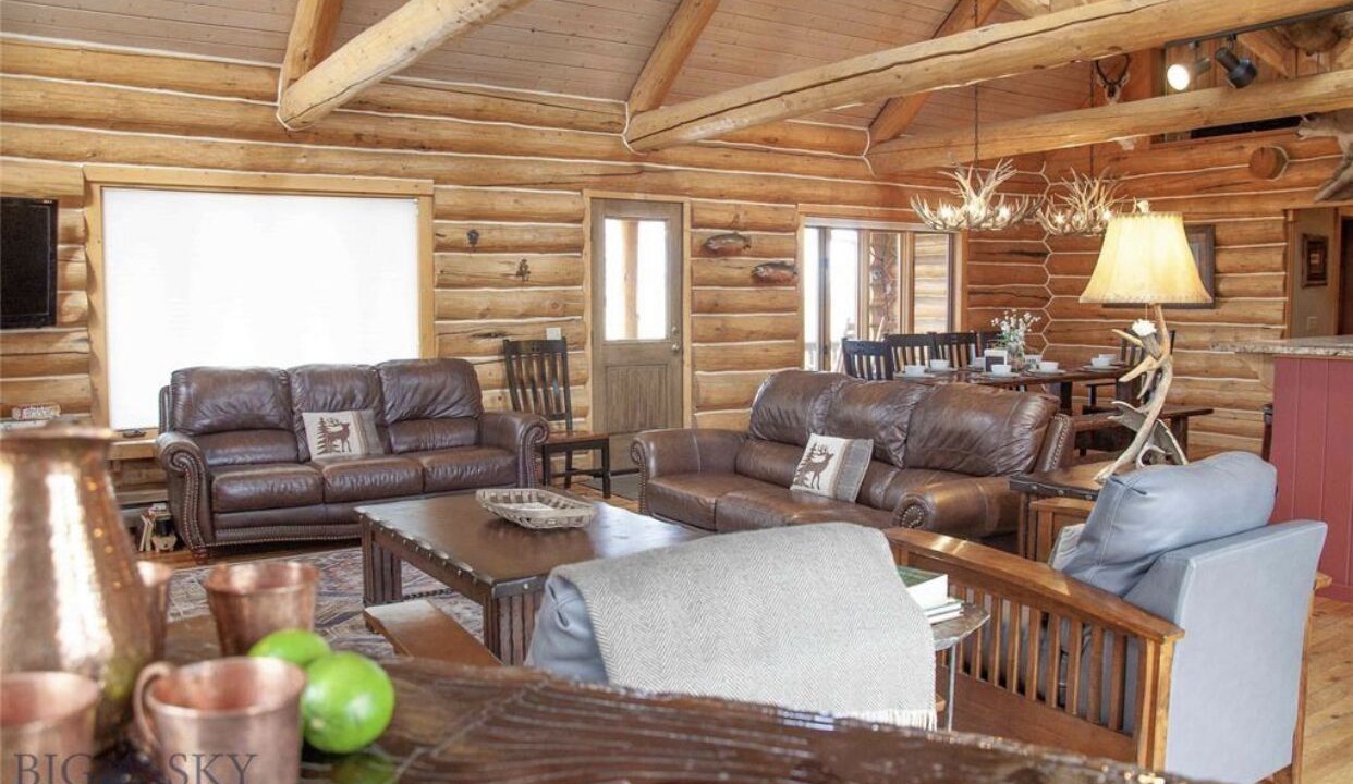 Photo of Livingroom in Dillon