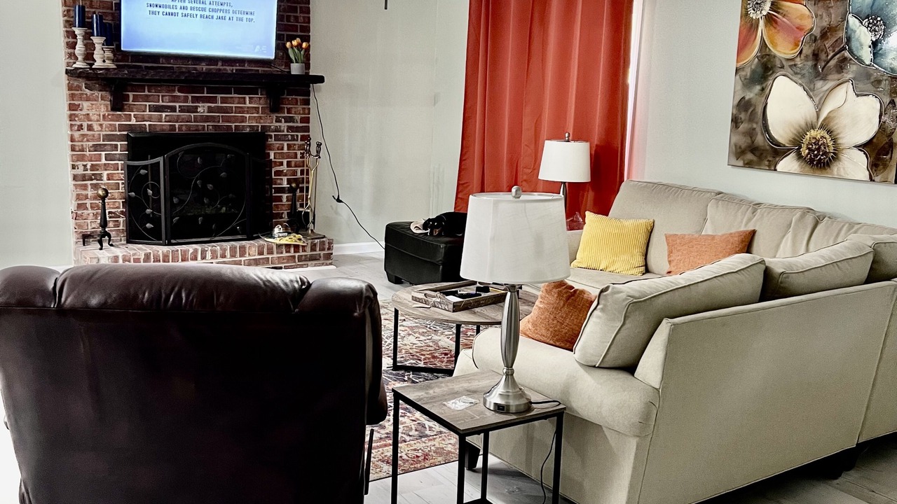 Photo of Livingroom in State Park